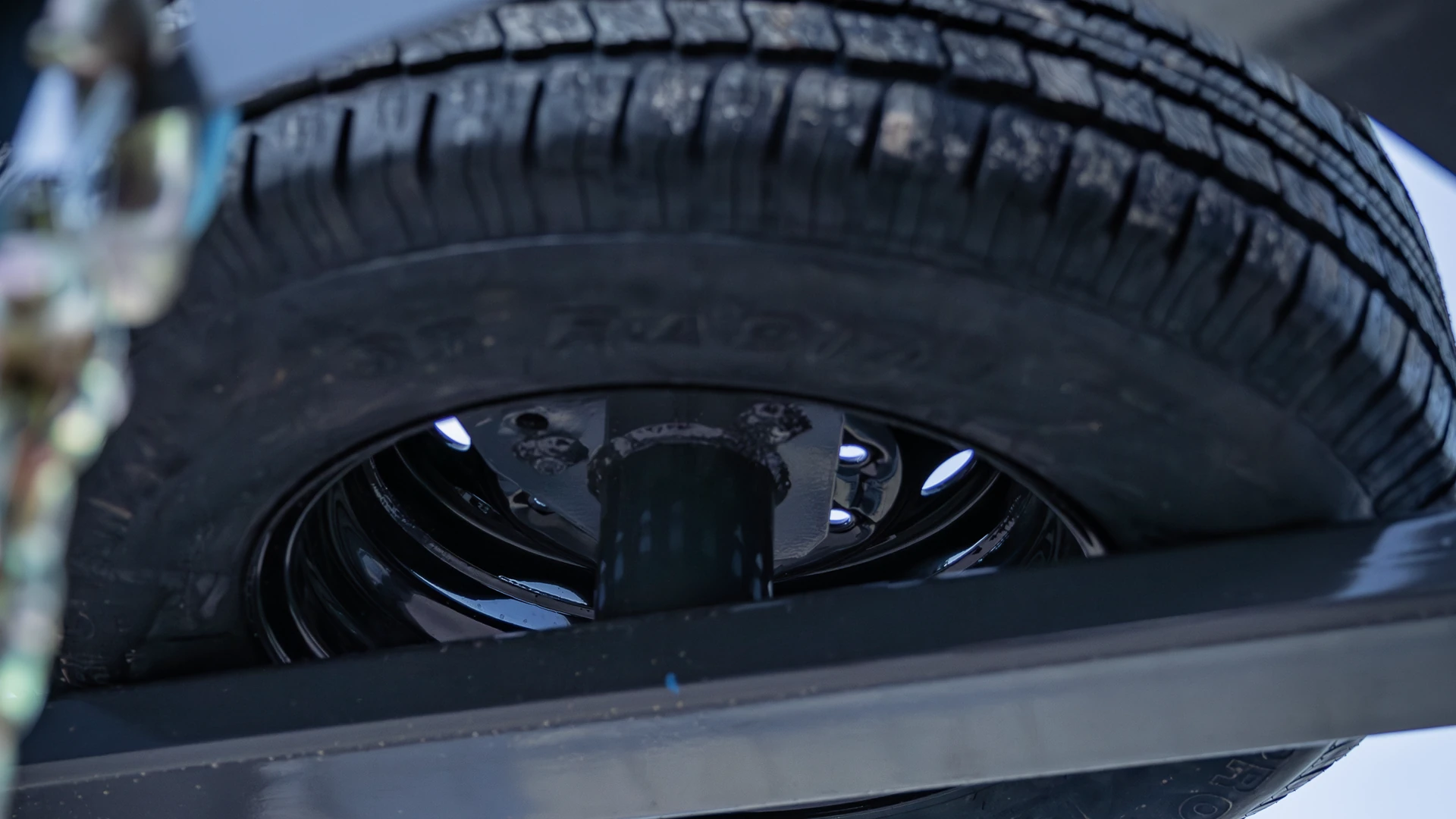 horizon trailers img